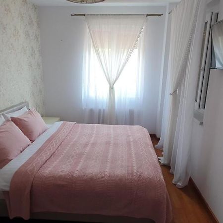 John'S Apartment Алба-Юлія Екстер'єр фото